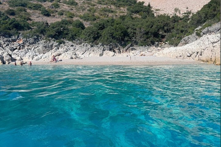 Privat bådtur: Grama Bay og + 15 strande i Himarë, Albanien