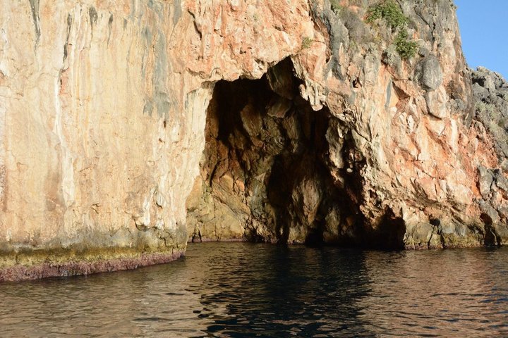 Privat bådtur: Grama Bay og + 15 strande i Himarë, Albanien