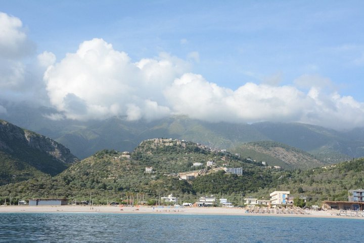 Privat bådtur: Grama Bay og + 15 strande i Himarë, Albanien