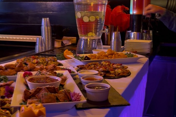 Experiência de burlesque e vida noturna em St. Louis no The Boom Boom Room