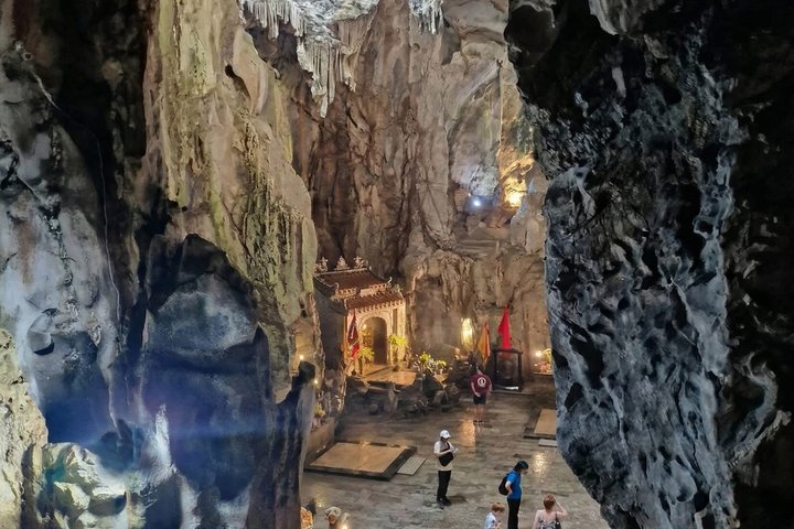 Coche privado Da Nang : Puente Dorado, Montañas de Mi Hijo & Mármol