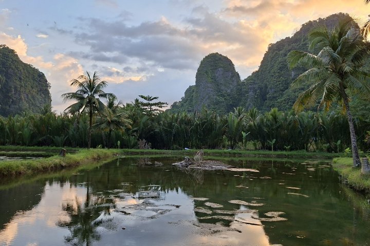 Tour Rammang-Rammang Karst South Sulawesi con guía local