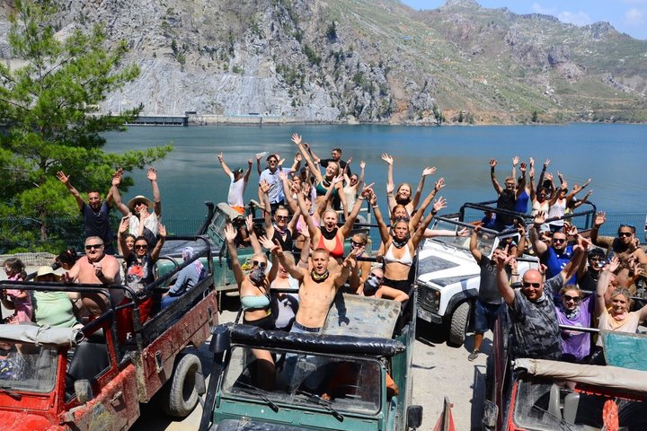 Green Canyon: zij-jeepsafari met lunch, waterval en boottocht