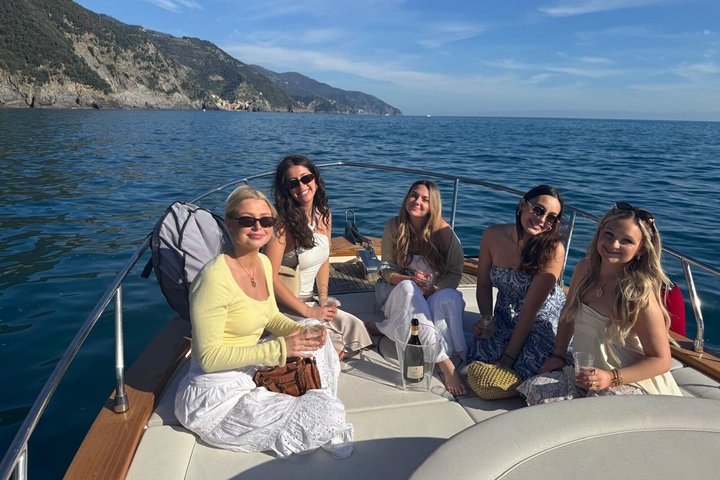 Cinque Terre båttur med avgang fra Monterosso