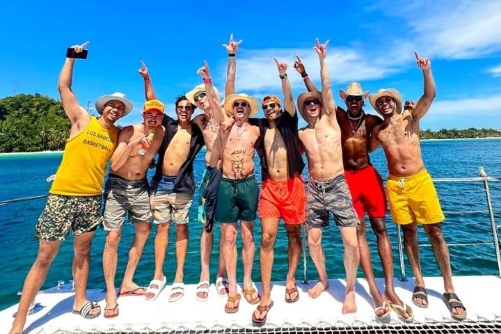 Boracay Party Boat: Yacht Adventure med DJ og vannsport