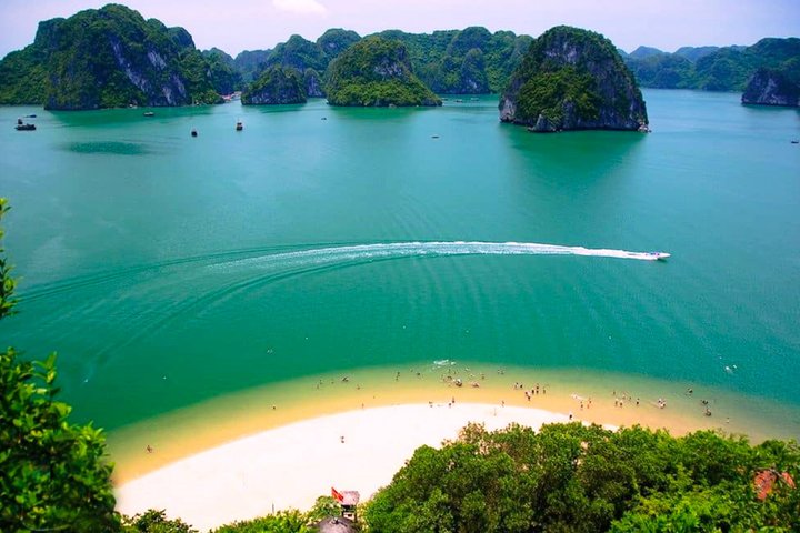 Best Seller Halong Bay 5-Star Day Cruise: Buffet, Kayak & Caves