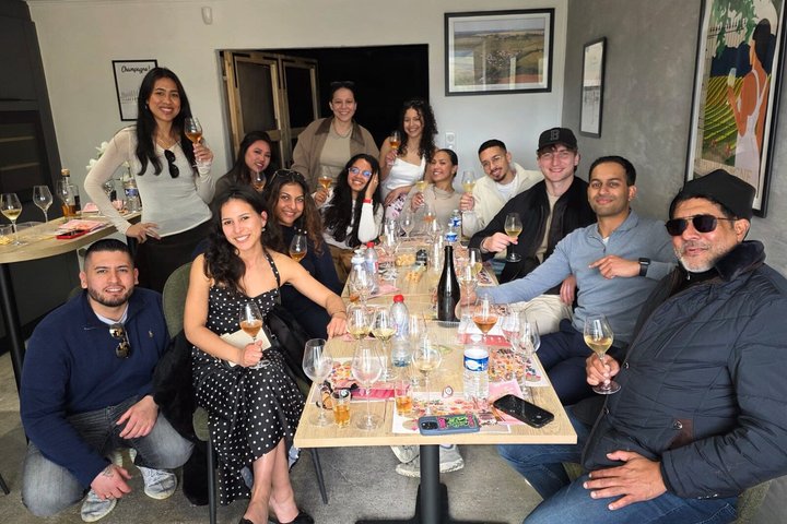 Champagne Muñoz Bruneau: visita y degustación de medio día