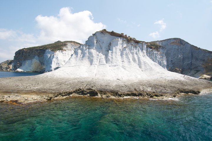 Île de Ponza : Excursion d'une journée complète en croisière au départ d'Anzio avec déjeuner à bord