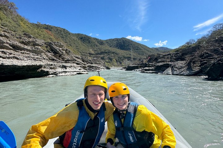 Vjosa Rafting Getaway : Forsränningstur i Vjosa River, Permet