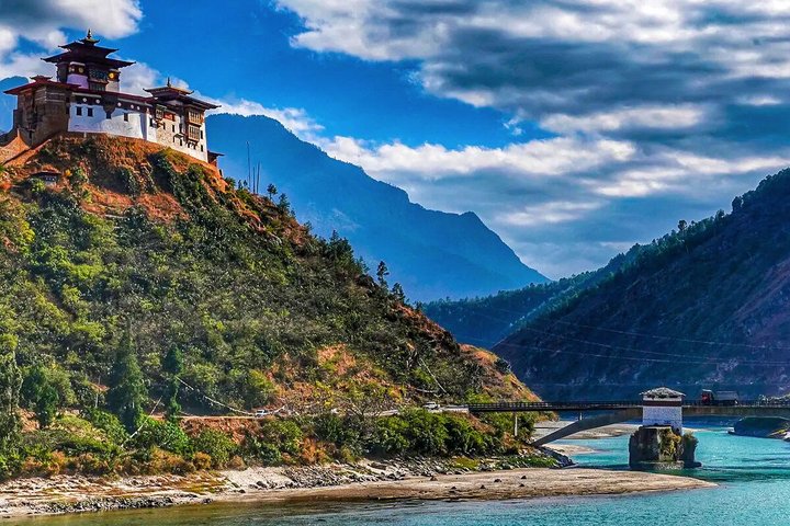 Privat 8 dagars bästa Bhutan Tour med exklusiv guide och bil