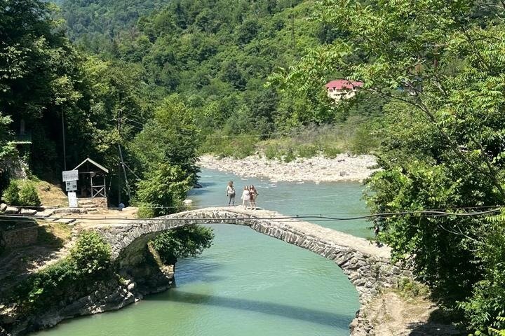 Hoteller i nærheden af Mountainous Adjara Tour Waterfalls Mountains and Feast