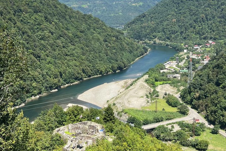 Hoteller i nærheden af Mountainous Adjara Tour Waterfalls Mountains and Feast