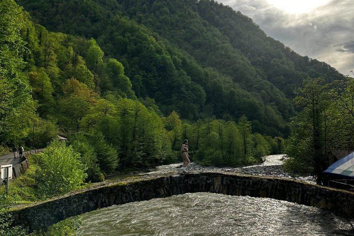 Hoteller i nærheden af Mountainous Adjara Tour Waterfalls Mountains and Feast