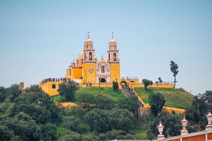 Vanuit Puebla: Privétour naar Cholula en Atlixco all inclusive