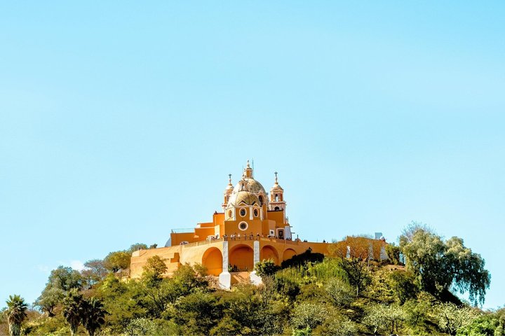 Vanuit Puebla: Privétour naar Cholula en Atlixco all inclusive