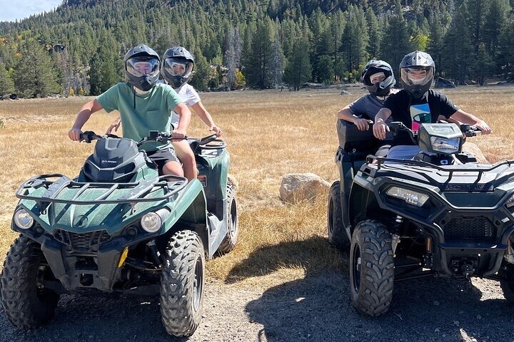 Lake Tahoe begeleide ATV Tour naar een verborgen Alpine Lake