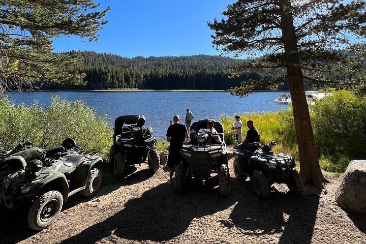 Lake Tahoe begeleide ATV Tour naar een verborgen Alpine Lake