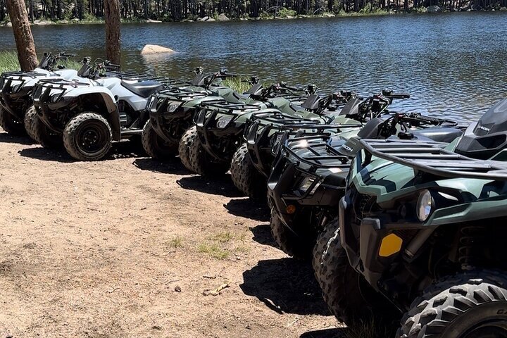 Lake Tahoe begeleide ATV Tour naar een verborgen Alpine Lake