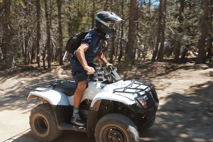 Lake Tahoe begeleide ATV Tour naar een verborgen Alpine Lake