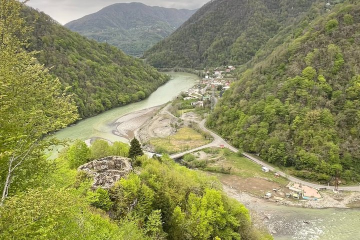 Hoteller i nærheden af Mountainous Adjara Tour Waterfalls Mountains and Feast