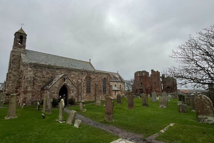 Privétour naar Holy Island of Lindisfarne en Bamburgh Castle