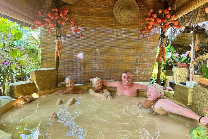 Massage corporel complet Phu Quoc Combo et sauna de bain de boue à Versailles