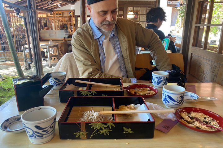 Privé Boeddhistische Tempel Ritueel & Soba Tour – Tokio bij Jindaiji