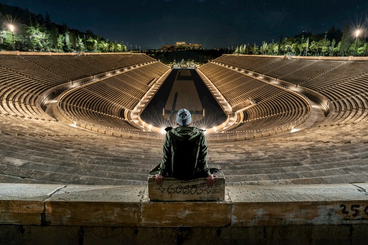 Tour privato di lusso di 3 ore di luci e viste della città di Atene di notte