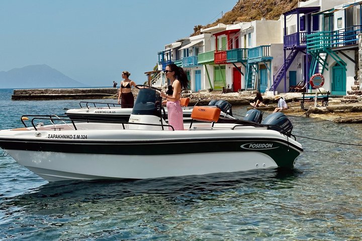 Soyez le capitaine d'un jour - Foneas Beach et Pirate's Bay