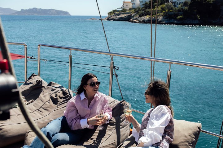 Croisière à Athènes: Agistri, Moni/Metopi, Égine avec déjeuner et boissons