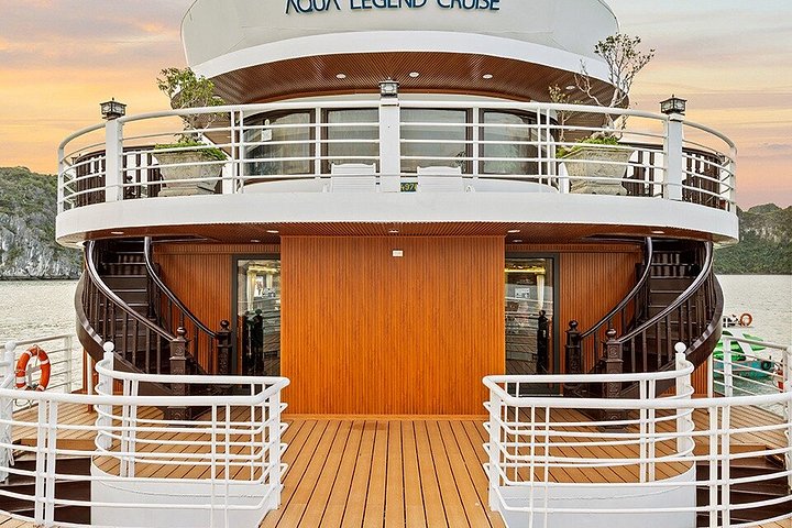 2 dage Ha Long & Lan Ha Bay på 5* krydstogt med balkon