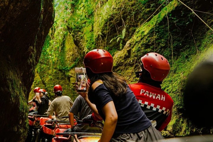 Hoteller i nærheden af Ubud Bali ATV Kuber Through Waterfall & Long Tunnel