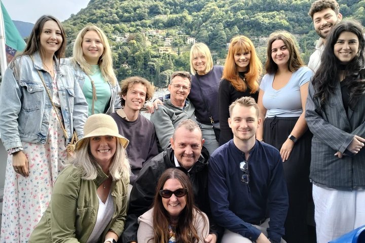 Lago Como & Lugano para grupos pequeños : 2 países en 1 día, Crucero en barco