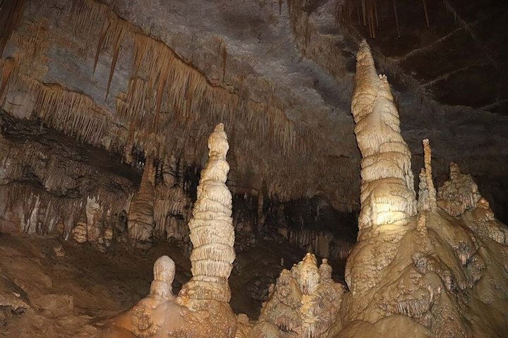Chachapoyas Tagesausflug zu den Carajía Sarcophagi und Quiocta Höhlen