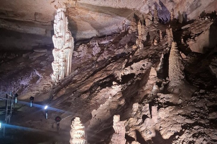 Chachapoyas Tagesausflug zu den Carajía Sarcophagi und Quiocta Höhlen