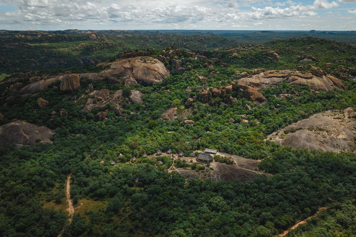 Rastreo de rinocerontes de Matobo y arte rupestre desde Bulawayo