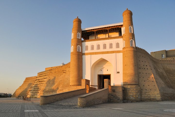 2-daagse Kogeltreintour vanuit Tasjkent in Samarkand en Boekhara