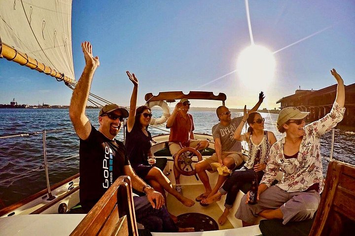San Diego Segeln Sonnenuntergang und Nachmittag Klassische Yacht