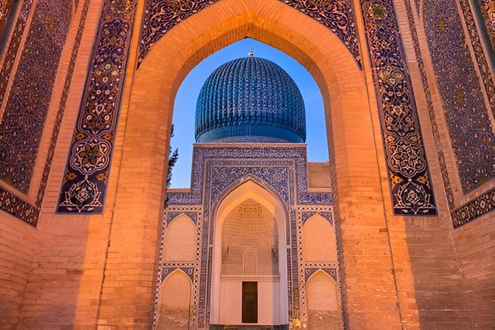 Oezbekistan 6-daagse privétour Khiva-Bukhara-Samarkand met de trein