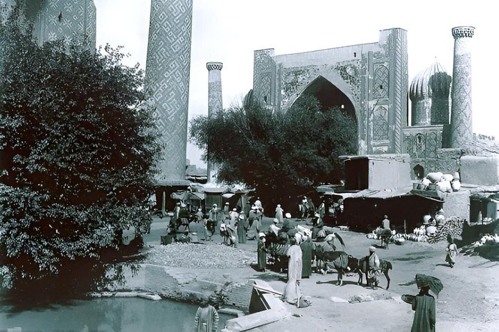 Oezbekistan 6-daagse privétour Khiva-Bukhara-Samarkand met de trein
