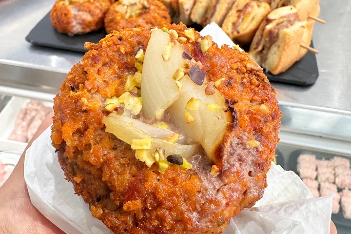 Pisa Street Food and City Highlights Walking Tour