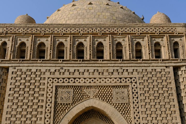 2-daagse Kogeltreintour vanuit Tasjkent in Samarkand en Boekhara