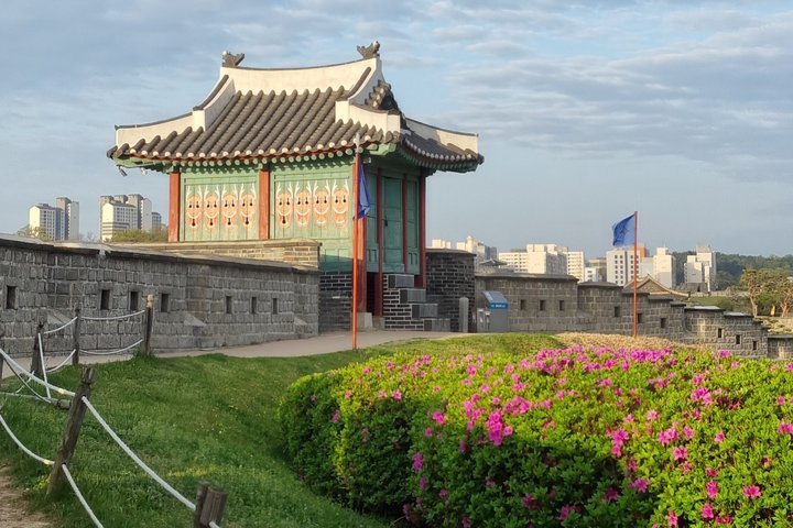 Tour Privado a la Fortaleza Suwon Hwaseong : UNESCO & Gemas Locales