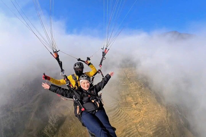 90 - Tour giornaliero di Sapa in parapendio – trasferimento in hotel incluso