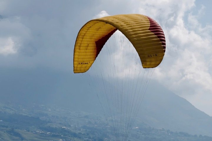90 - Tour giornaliero di Sapa in parapendio – trasferimento in hotel incluso