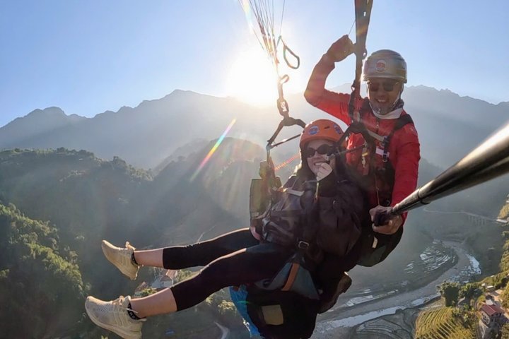 90 - Tour giornaliero di Sapa in parapendio – trasferimento in hotel incluso