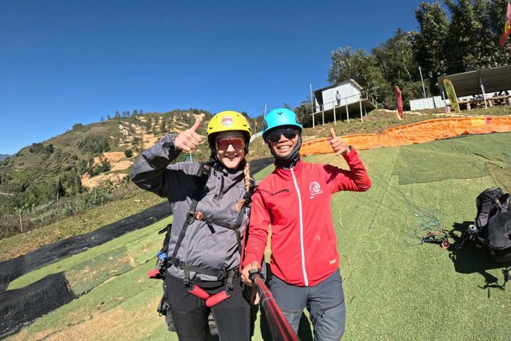 90 - Tour giornaliero di Sapa in parapendio – trasferimento in hotel incluso