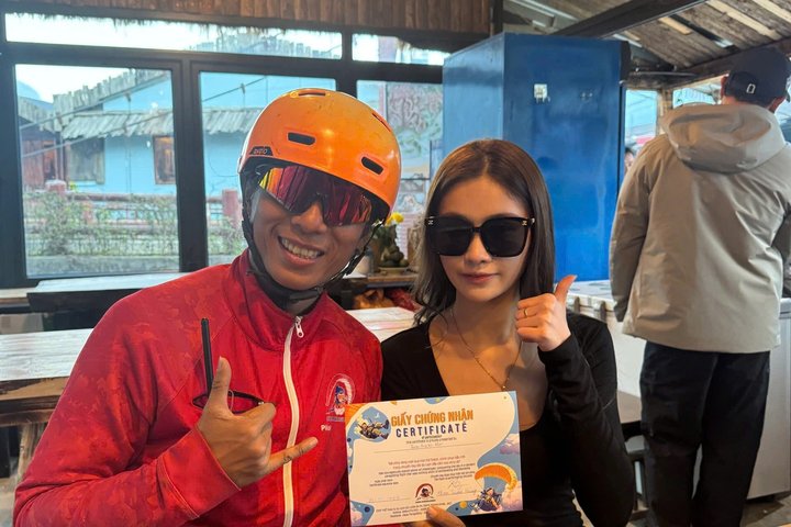 90 - Tour giornaliero di Sapa in parapendio – trasferimento in hotel incluso