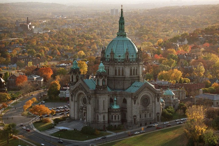 Experiencia turística de 2 horas en Saint Paul City Tour