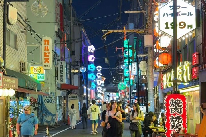 大阪難波バーホッピング:隠れた居酒屋と地元価格